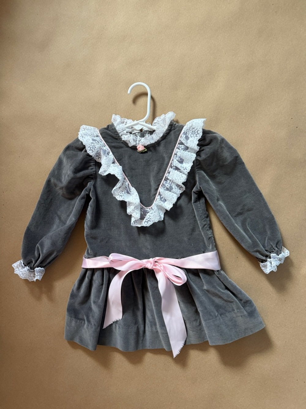 Classic Gray Velvet Dress with Pink Ribbon and Lace Trim - Kids Dress